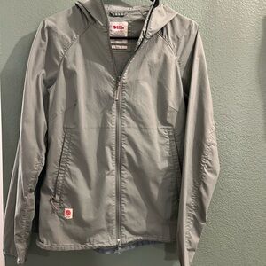 FJALLRAVEN high coast shade jacket